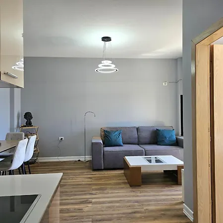 Apartment In Saranda With Stunning Sea Views Apartment *